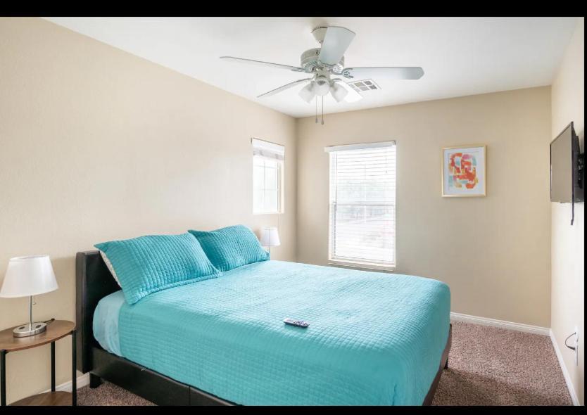 4 Bedroom North Las Vegas With Pool Exterior photo